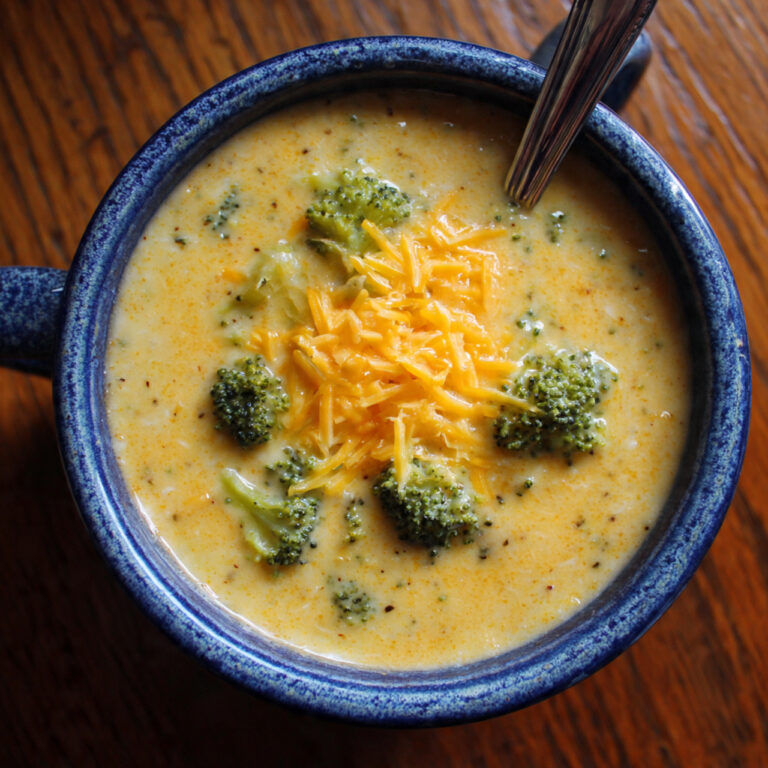 Cremige Kartoffel-Brokkoli-Suppe